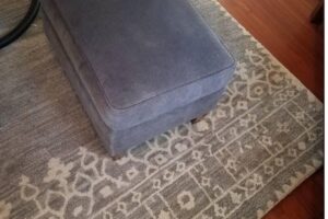 Wool area rug in an Ames, Iowa home